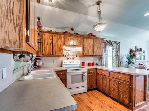 203 E Broadway, Blanchard, OK 73010 photo 11