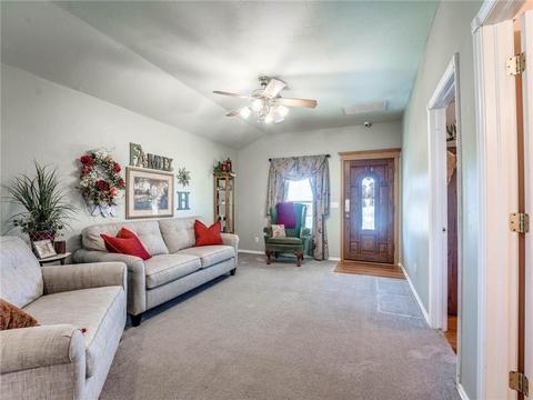 203 E Broadway, Blanchard, OK 73010 photo 6