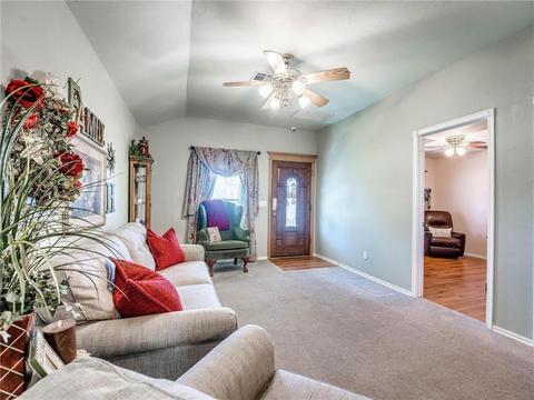203 E Broadway, Blanchard, OK 73010 photo 7
