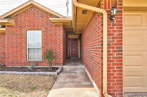 1712 Rasheed Rd, Edmond, OK 73003 photo 3