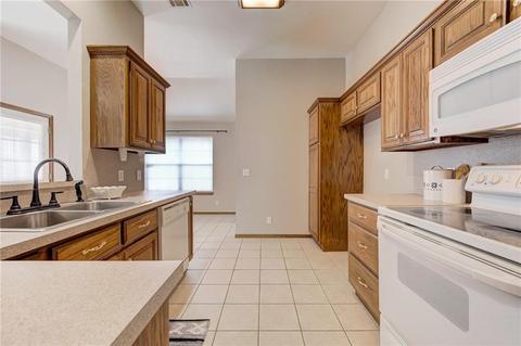 1712 Rasheed Rd, Edmond, OK 73003 photo 18