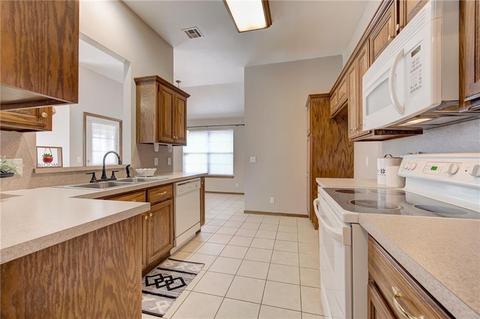 1712 Rasheed Rd, Edmond, OK 73003 photo 17