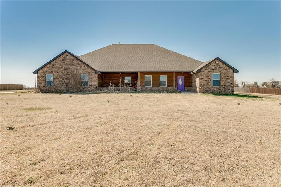 155 Lariat St, El Reno, OK 73036 36 Photos MLS 1002128 Movoto
