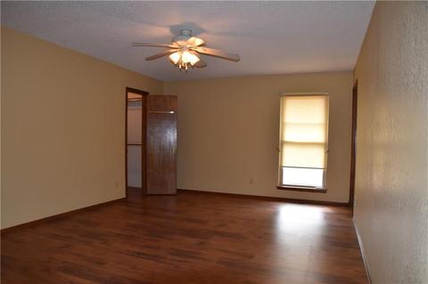 311 Stonegate Dr, Guthrie, OK 73044 photo 21