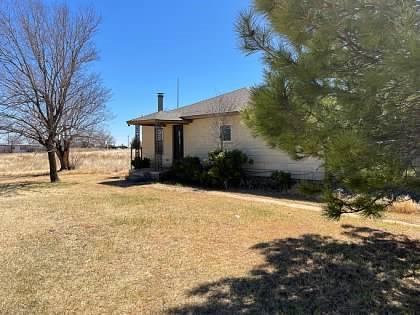 22588 E 1090 Rd, Clinton, OK 73601 photo 1