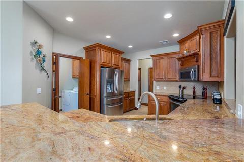 1617 Bayside Dr, Tuttle, OK 73089 photo 9