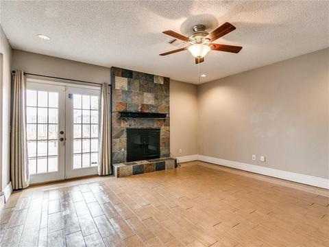 2213 Leaf Dr, Moore, OK 73160 photo 5