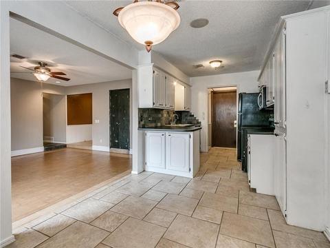 2213 Leaf Dr, Moore, OK 73160 photo 8