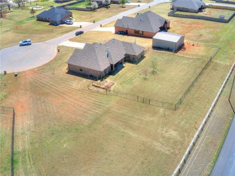 801 Arrowhead Dr, Tuttle, OK 73089 photo 5