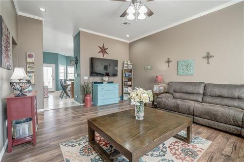 616 E Washington Ave, Guthrie, OK 73044 photo 9