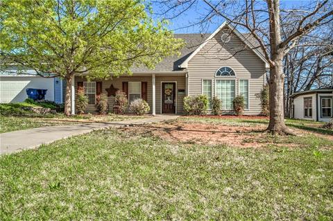 616 E Washington Ave, Guthrie, OK 73044 photo 1