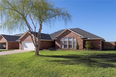 1813 Foxtail Cir, Altus, OK 73521 photo 2