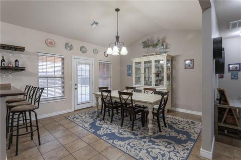 1813 Foxtail Cir, Altus, OK 73521 photo 13