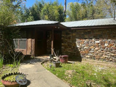300 N Currence Rd, Broken Bow, OK 74728 photo 1