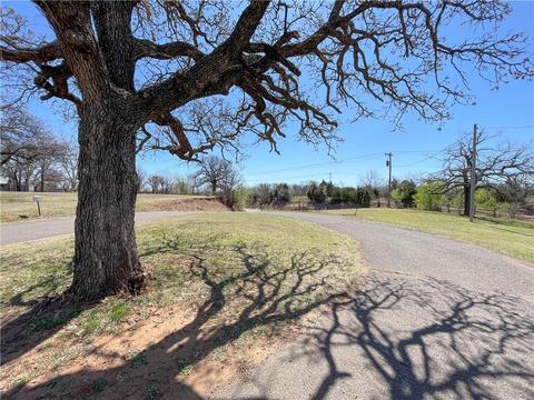 6201 E 2nd St, Edmond, OK 73034 photo 5