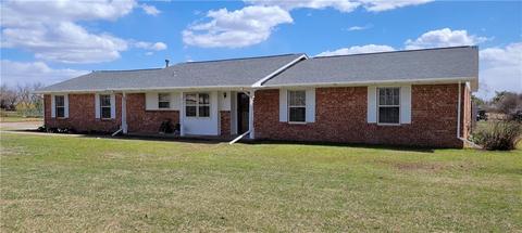 2608 Fox Dr, Tuttle, OK 73089 photo 3