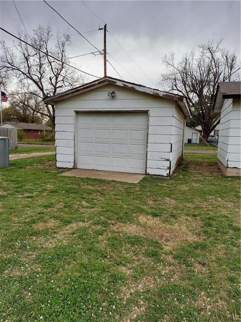 314 N 2nd St, Noble, OK 73068 photo 30