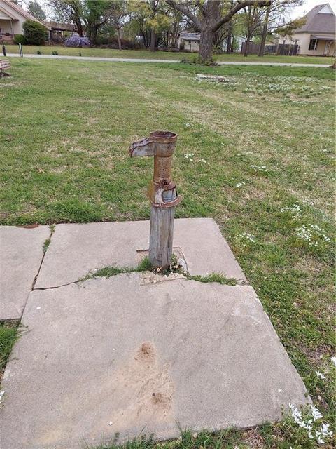 314 N 2nd St, Noble, OK 73068 photo 28