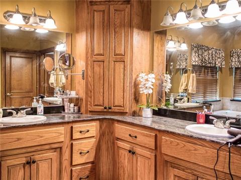 1615 Excaliber Dr, Tuttle, OK 73089 photo 17