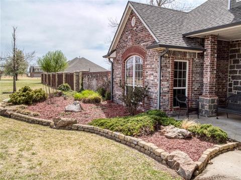 1615 Excaliber Dr, Tuttle, OK 73089 photo 2