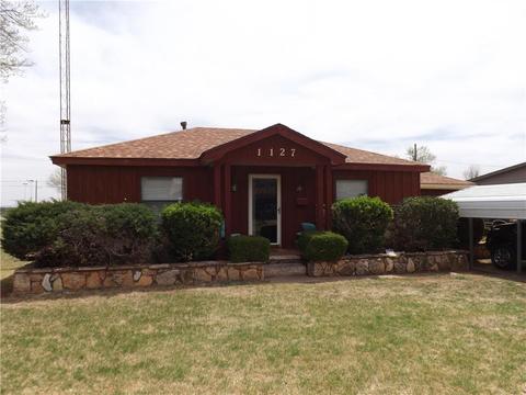 1127 E Sycamore Ave, Altus, OK 73521 photo 2