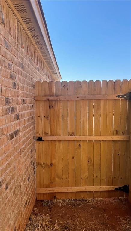 5233 Kye Dr, Tuttle, OK 73089 photo 6