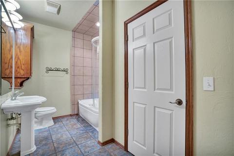 1604 E Ridgecrest Rd, Altus, OK 73521 photo 31