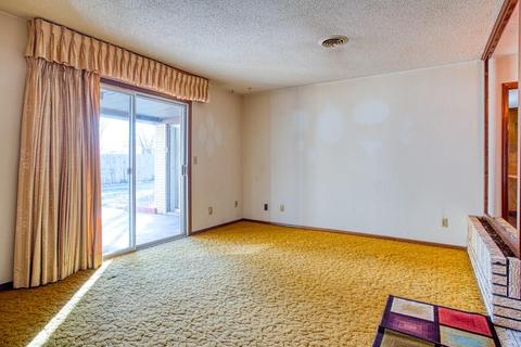 815 Park Ave, Watonga, OK 73772 photo 3