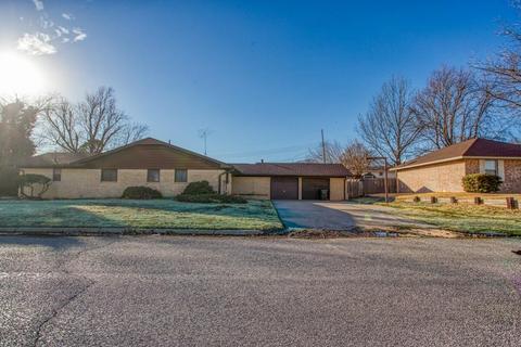 815 Park Ave, Watonga, OK 73772 photo 1