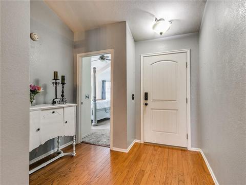 2704 Cimarron Dr, Norman, OK 73071 photo 2