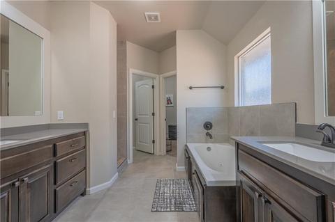 2716 Cedar Creek Dr, Moore, OK 73160 photo 16