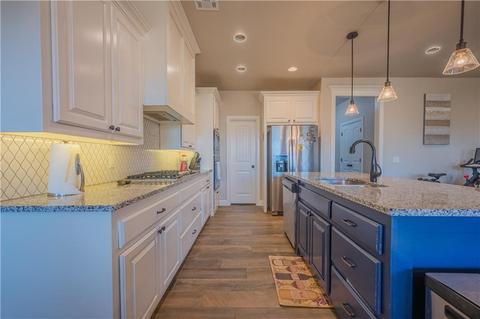 2716 Cedar Creek Dr, Moore, OK 73160 photo 7