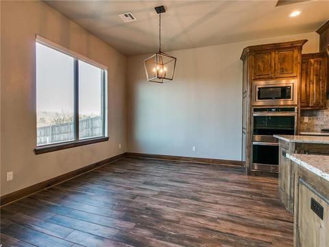 1613 Pendleton Pl, Moore, OK 73160 photo 6
