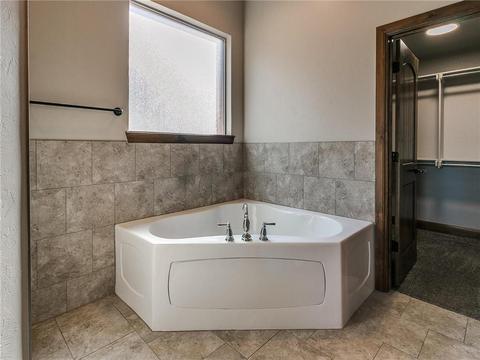 1613 Pendleton Pl, Moore, OK 73160 photo 18
