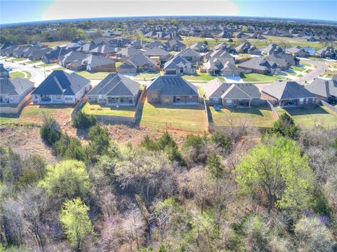 1613 Pendleton Pl, Moore, OK 73160 photo 32