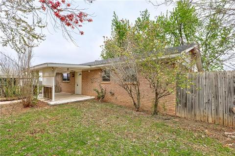 2913 Maple Ln, Edmond, OK 73034 photo 1