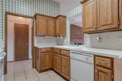 1320 Rasheed Rd, Edmond, OK 73003 photo 8