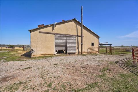 6797 NE Com Caddo Line Rd, Apache, OK 73006 photo 26