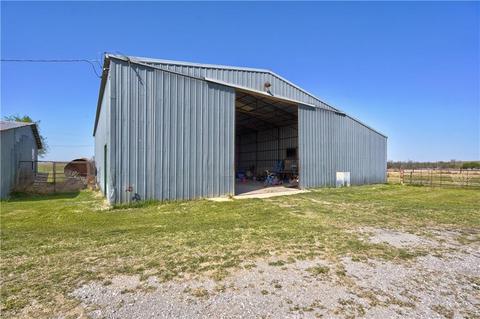 6797 NE Com Caddo Line Rd, Apache, OK 73006 photo 3
