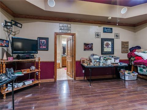 11601 Red Cedar Rd, Guthrie, OK 73044 photo 19