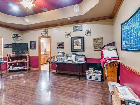11601 Red Cedar Rd, Guthrie, OK 73044 photo 18