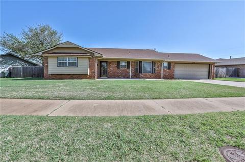 719 E 31st St, Edmond, OK 73013 photo 1