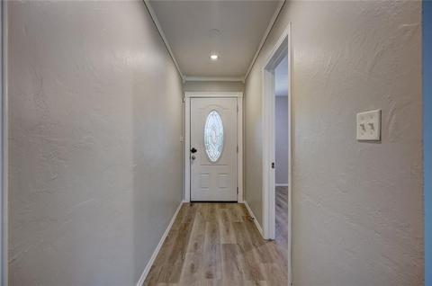 205 E 30th St, Edmond, OK 73013 photo 3