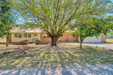 804 S Elm, Erick, OK 73645