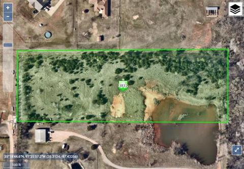 1901 Sooner Dr, Moore, OK 73165 photo 1