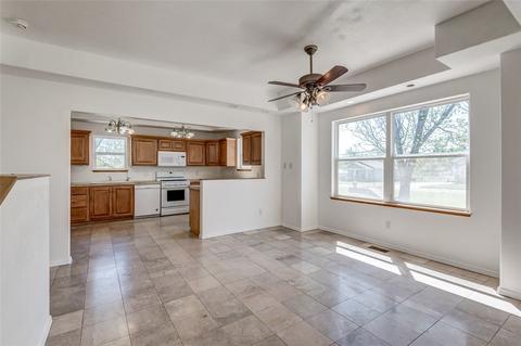 205 E 7th St, Cushing, OK 74023 photo 1