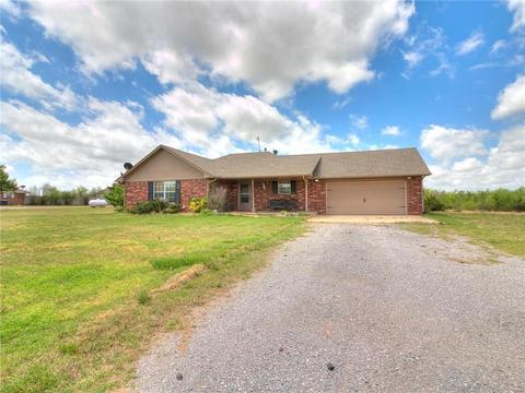978 Garden Rd, Tuttle, OK 73089 photo 5