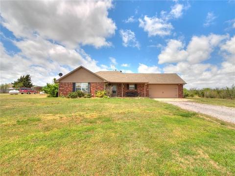 978 Garden Rd, Tuttle, OK 73089 photo 2