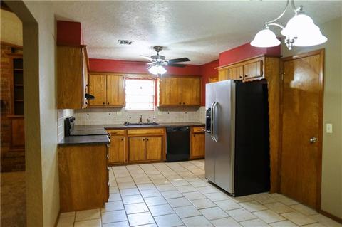 Undisclosed, Yukon, OK 73099 photo 4