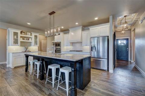 2012 Edgewater Dr, Moore, OK 73160 photo 8
